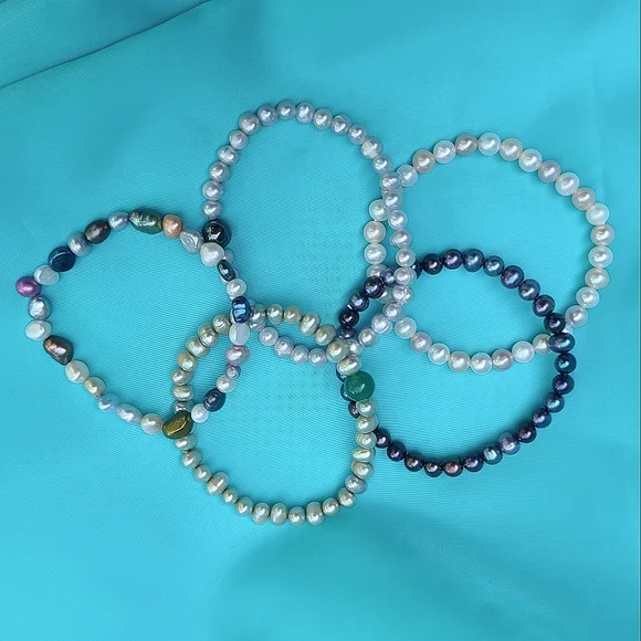 Set of 5 Genuine Freshwater Pearl Stretch Bracelets, Multi Color - Picture 4 of 5